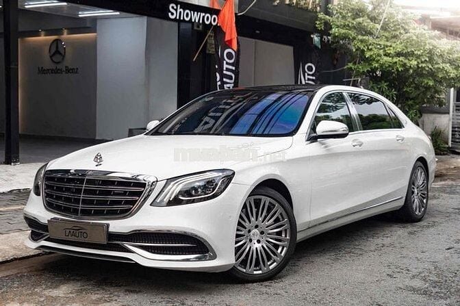 Mercedes Benz S Class 2017 Maybach S450 - 65000 km