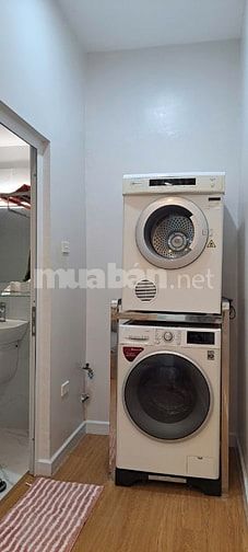 Cho thuê nhà riêng 2 tầng, phố Ông Ích Khiêm, quận Ba Đình