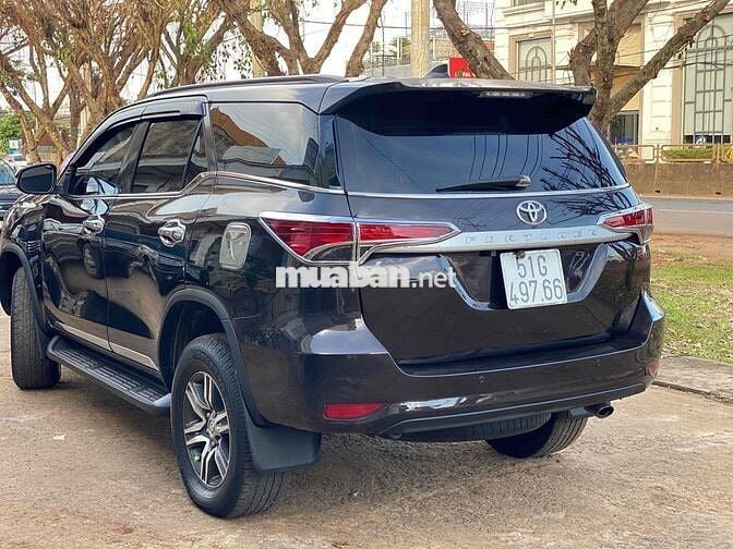 Toyota Fortuner 2017 2.4G 4x2 MT 1 chủ