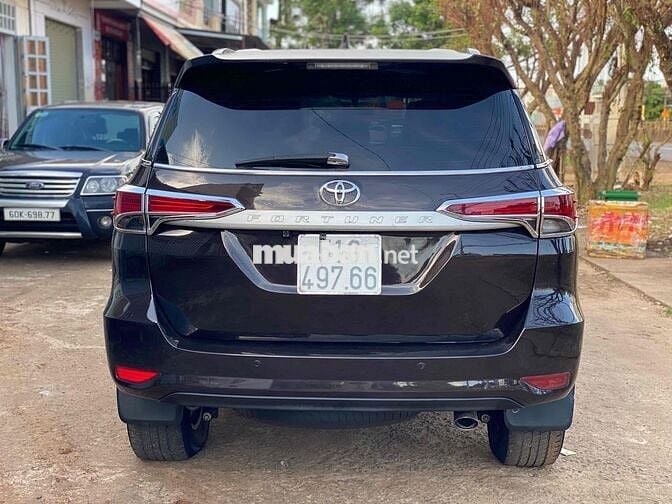 Toyota Fortuner 2017 2.4G 4x2 MT 1 chủ