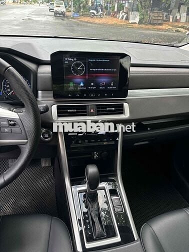 Mitsubishi Xpander 2023 AT Premium - 26000 km