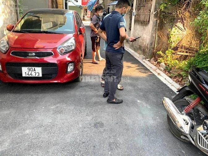 Chính chủ bán 35m2 đất Cửu Việt, Trâu Quỳ đường Ô tô thông.