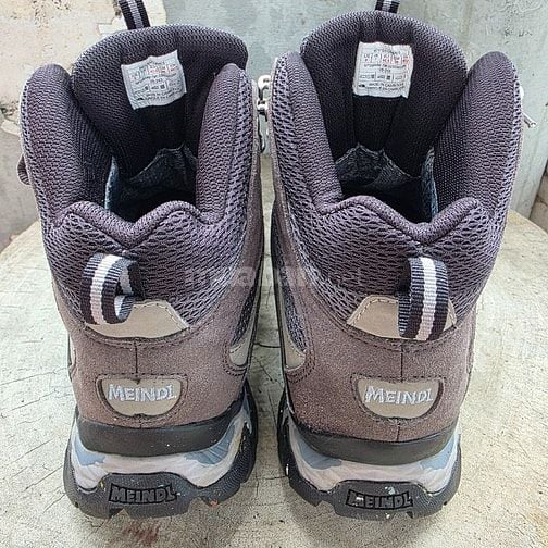 Giày trekking chính hãng của Đức size 41