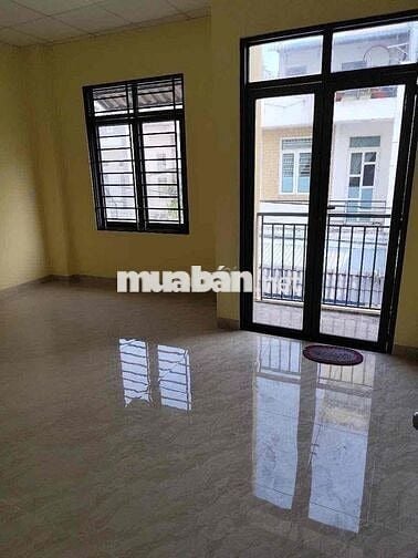 nhà mới xây nội thất đầy đủ (nhà mới 100%) !!'