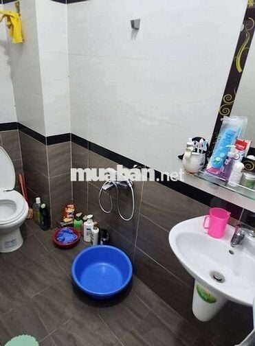 Trống 1P trong nhà nguyên căn Hiệp Bình Chánh Thủ Đức, giảm 400k cọc