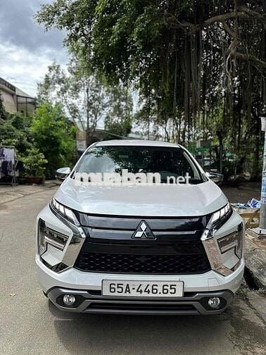 Mitsubishi Xpander 2023 AT Premium - 26000 km