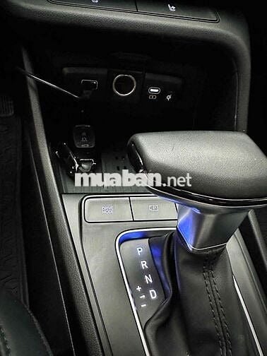 Hyundai Accent 2024 Cao cấp 1.5 AT - 4000 km