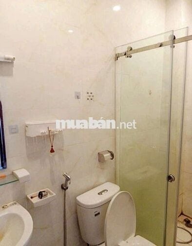 Nhà thuê Nguyễn Sơn. Quận Tân Phú (1pn, 2wc) hẻm xe hơi thông.