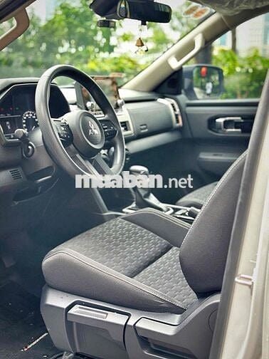Mitsubishi Triton 2025 GLX 2WD AT - 1000 km