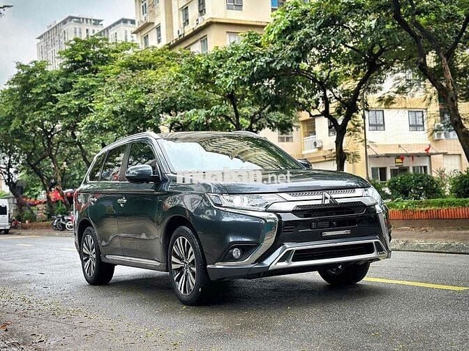 Mitsubishi Outlander 2022 2.0 CVT - 20000 km