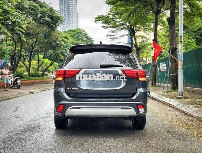 Mitsubishi Outlander 2022 2.0 CVT - 20000 km