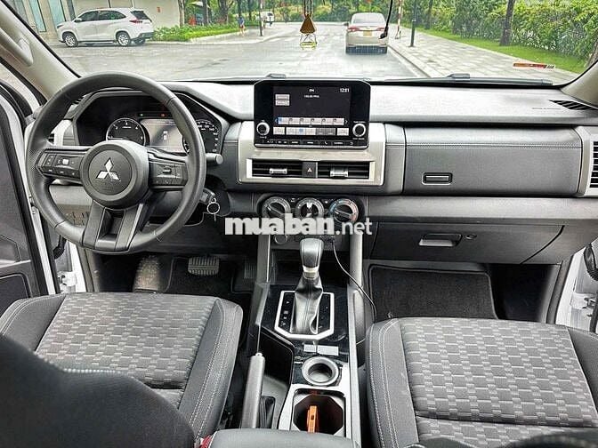 Mitsubishi Triton 2025 GLX 2WD AT - 1000 km