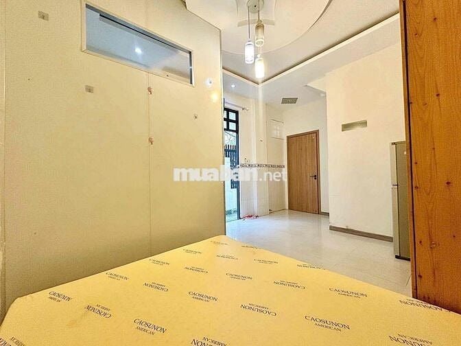 CHÍNH CHỦ STUDIO TÁCH BẾP ĐẦY ĐỦ NỘI THẤT, THUẬN TIỆN QUA TRUNG TÂM