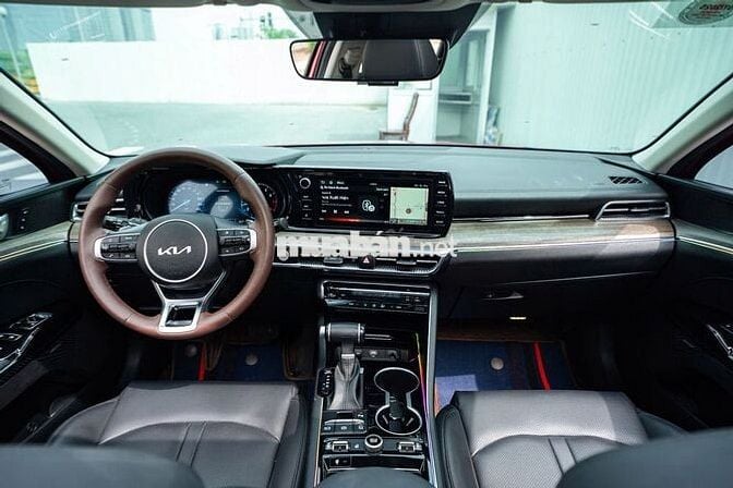 Kia K5 Premium Sản xuất: 2022