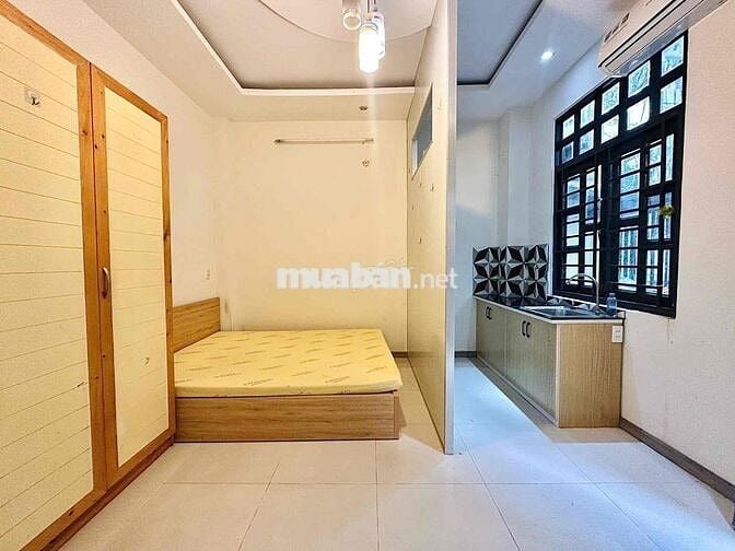 CHÍNH CHỦ STUDIO TÁCH BẾP ĐẦY ĐỦ NỘI THẤT, THUẬN TIỆN QUA TRUNG TÂM