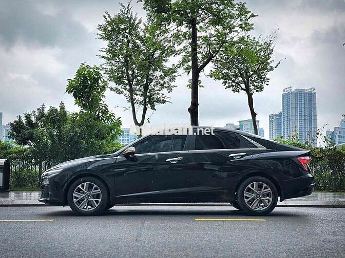 Hyundai Accent 2024 Cao cấp 1.5 AT - 4000 km