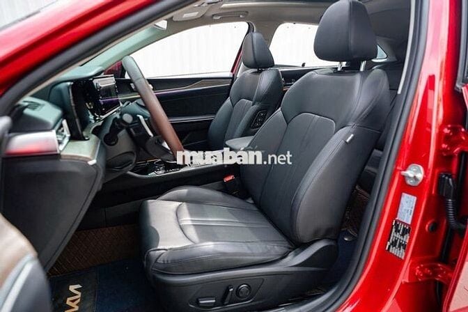 Kia K5 Premium Sản xuất: 2022