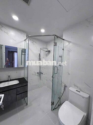 BÁN CĂN 3PN 2WC CÓ SỔ HỒNG GẦN SÂN BAY NHÀ NỘI THẤT MỚI ĐẦY ĐỦ