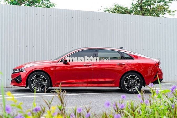 Kia K5 Premium Sản xuất: 2022