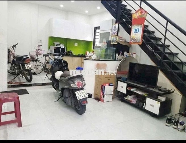 Nhà thuê Nguyễn Sơn. Quận Tân Phú (1pn, 2wc) hẻm xe hơi thông.