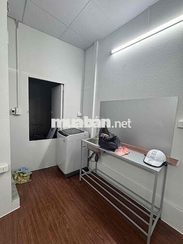 Cho thuê trọ ngay mặt phố Hoàng Văn Thái riêng biệt 4.5tr