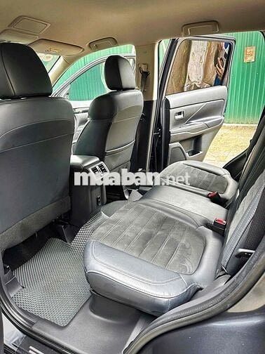 Mitsubishi Outlander 2022 2.0 CVT - 20000 km