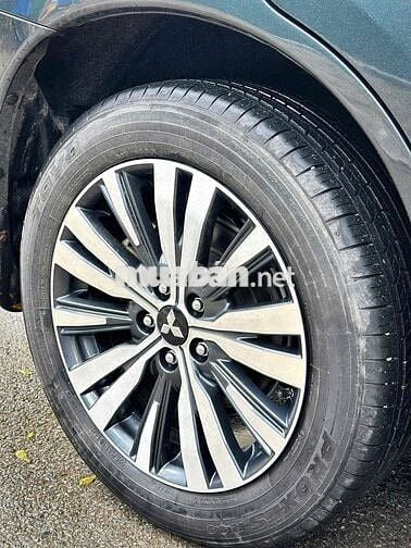 Mitsubishi Outlander 2022 2.0 CVT - 20000 km