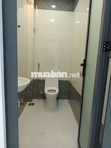 Mã Lò quận Bình Tân giáp Tên Lửa 38,4m2 HXH 2PN 2WC giá rẻ