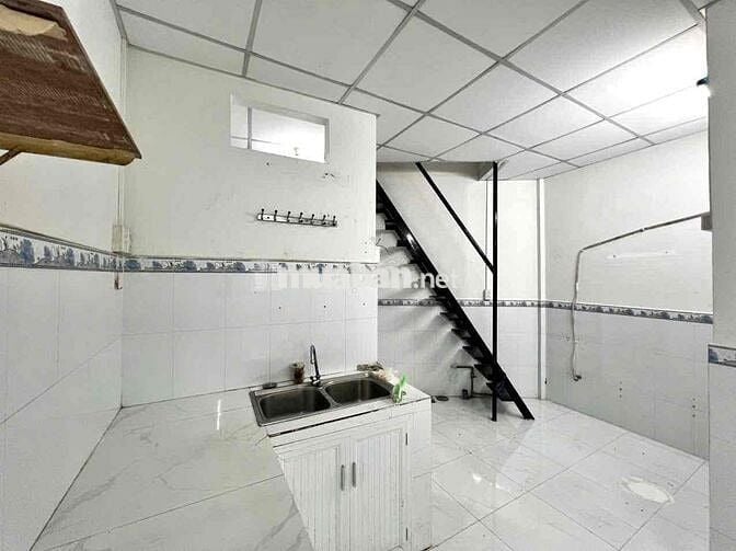CHO THUÊ NHÀ TRỆT LỬNG HẺM 145 LÝ TỰ TRỌNG - NINH KIỀU - TP CẦN THƠ