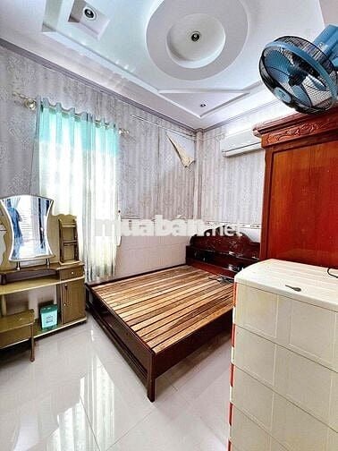 CHO THUÊ NHÀ TRỆT LỬNG LẦU 3PN MẶT TIỀN ĐƯỜNG TRẦN PHÚ