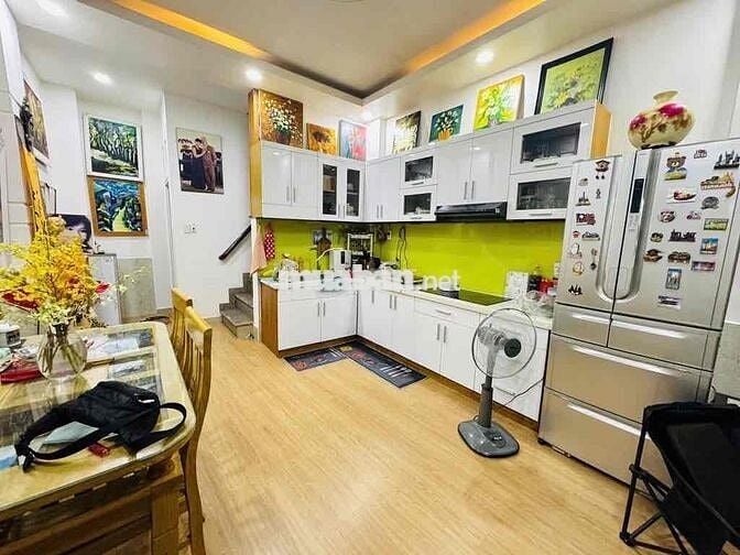 BÁN NHÀ TÂN BÌNH - CÁCH MẠNG THÁNG 8 - Ô TÔ ĐỔ CỬA - NỞ HẬU 8M 👉 5,750