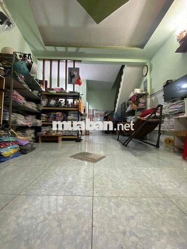 Nhà đẹp 4*7,5m nở hậu 5m 2PN 3/ ngắn Võ Văn Vân Ấp 4 Vĩnh Lộc B