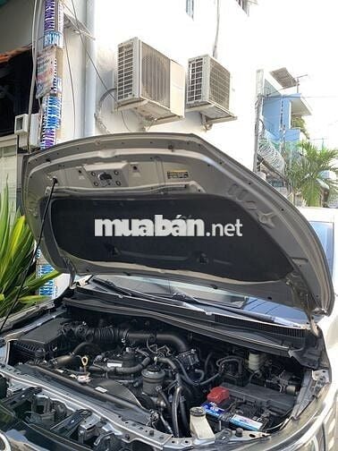 Toyota Innova 2018 2.0E - 150000 km