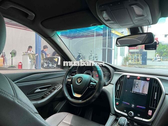 VinFast Lux A2.0 2022 A2.0 Tiêu chuẩn - 32000 km