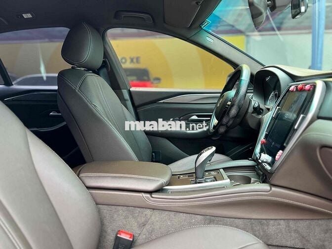 VinFast Lux A2.0 2022 A2.0 Tiêu chuẩn - 32000 km