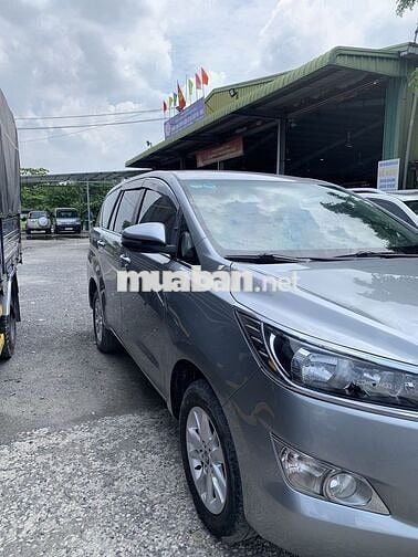 Toyota Innova 2018 2.0E - 150000 km