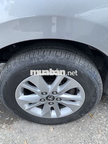 Toyota Innova 2018 2.0E - 150000 km