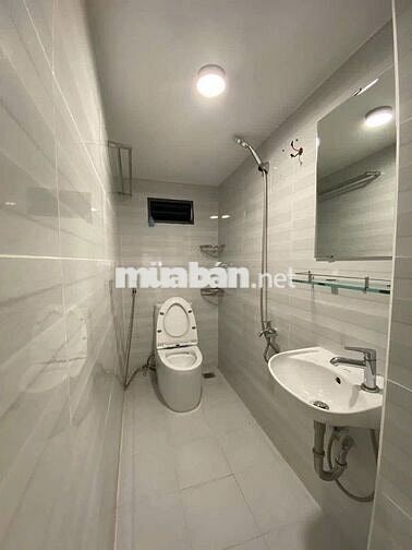 Nhà hẻm 8m 218/2a Trần Hưng Đạo Q5 4x20m 1L 16 triệu