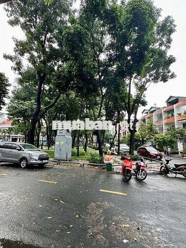 Cho thuê mặt bằng kinh doanh trống + 1 phòng  ở lại !