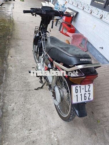 Cần thanh lí xe máy móc êm ru dàng áo đẹp