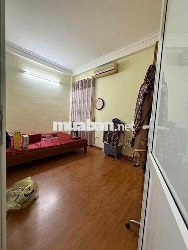 Sốc! Khương Đình, ngõ 2,5m, nhà dân xây rộng thoáng. 42mx4T. Chỉ 7,8ty