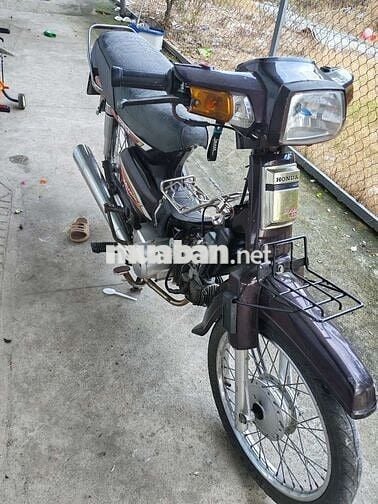 Cần thanh lí xe máy móc êm ru dàng áo đẹp