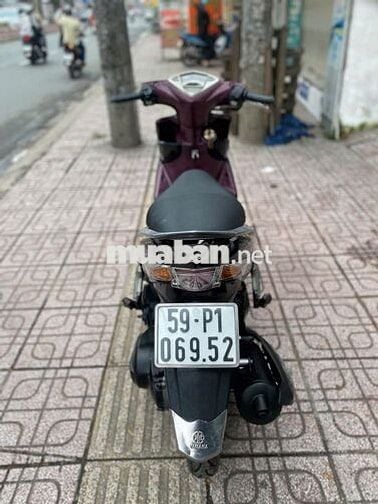 Luvias 2012 xe chính chủ biển số thành phố