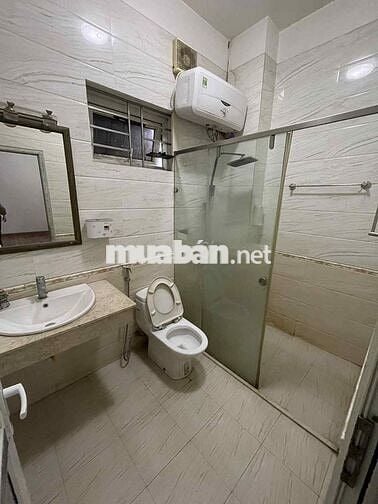 Cho thuê nhà riêng ở Ngọc Thụy, gần Hồng Tiến 80m2 4 phòng ngủ. 10tr
