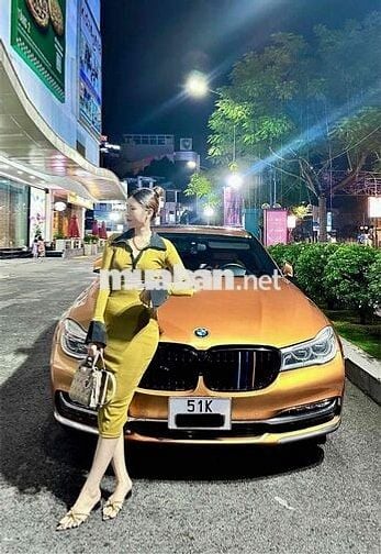 BMW 750Li_ chuyên cơ mặt đất_ Fome 2019_Xe đi ít