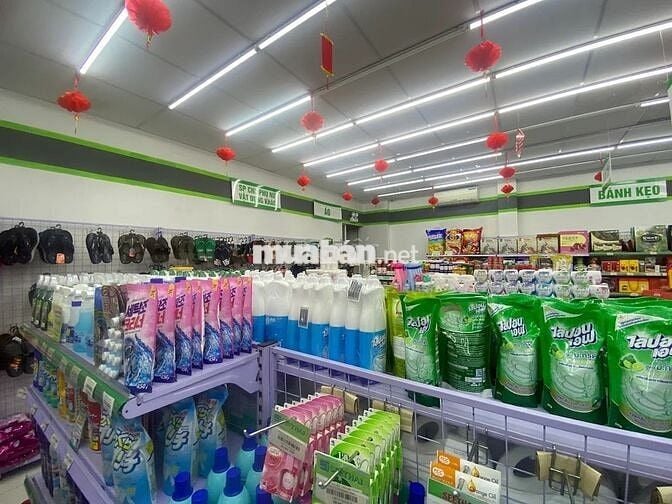 MT Nguyễn Xí, Q.Bình Thạnh – 8x16m, nhà trệt - giá 40tr/tháng