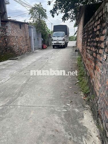 BÁN ĐẤT TỔ 9 TT QUANG MINH- MÊ LINH- HN- DT 57m2- MT4,5m