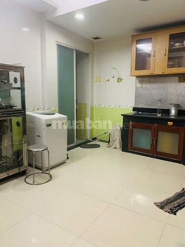 Nhà Mặt Tiền Nở Hậu Lớn, Kế bên Trường TH Tân Quy, DT 197m2