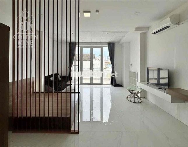 CHO THUÊ CĂN HỘ CHUNG CƯ MINI DẠNG PENHOUSE STUDIO BAN CÔNG LỚN QUẬN 1