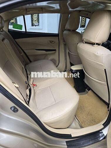 Toyota Vios 2019E màu vàng cát